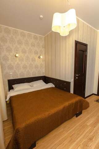 Отель Отель Хижина Петропавловск Бюджетный двухместный номер с 1 кроватью-5